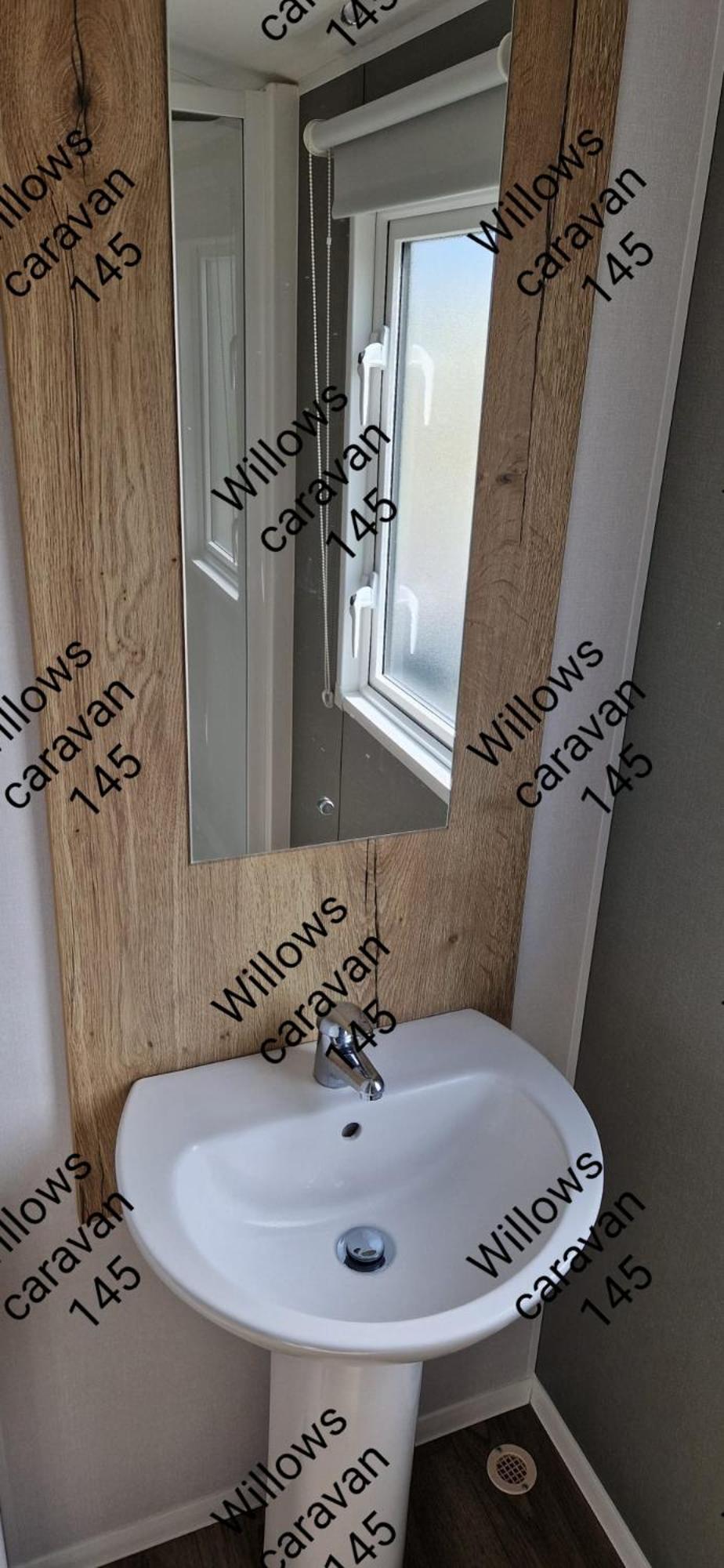 Willows Caravan 145 Llanddwywe Екстериор снимка